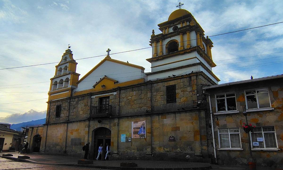 Parroquia Nuestra Señora del Rosario de Cota es designada santuario mariano