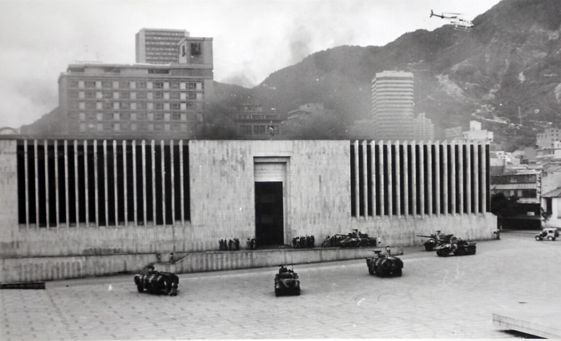 El Holocausto del Palacio de Justicia, el operativo de las fuerzas del Estado en Bogotá, en noviembre de 1985, uno de los episodios más trágicos de la historia reciente de Colombia.