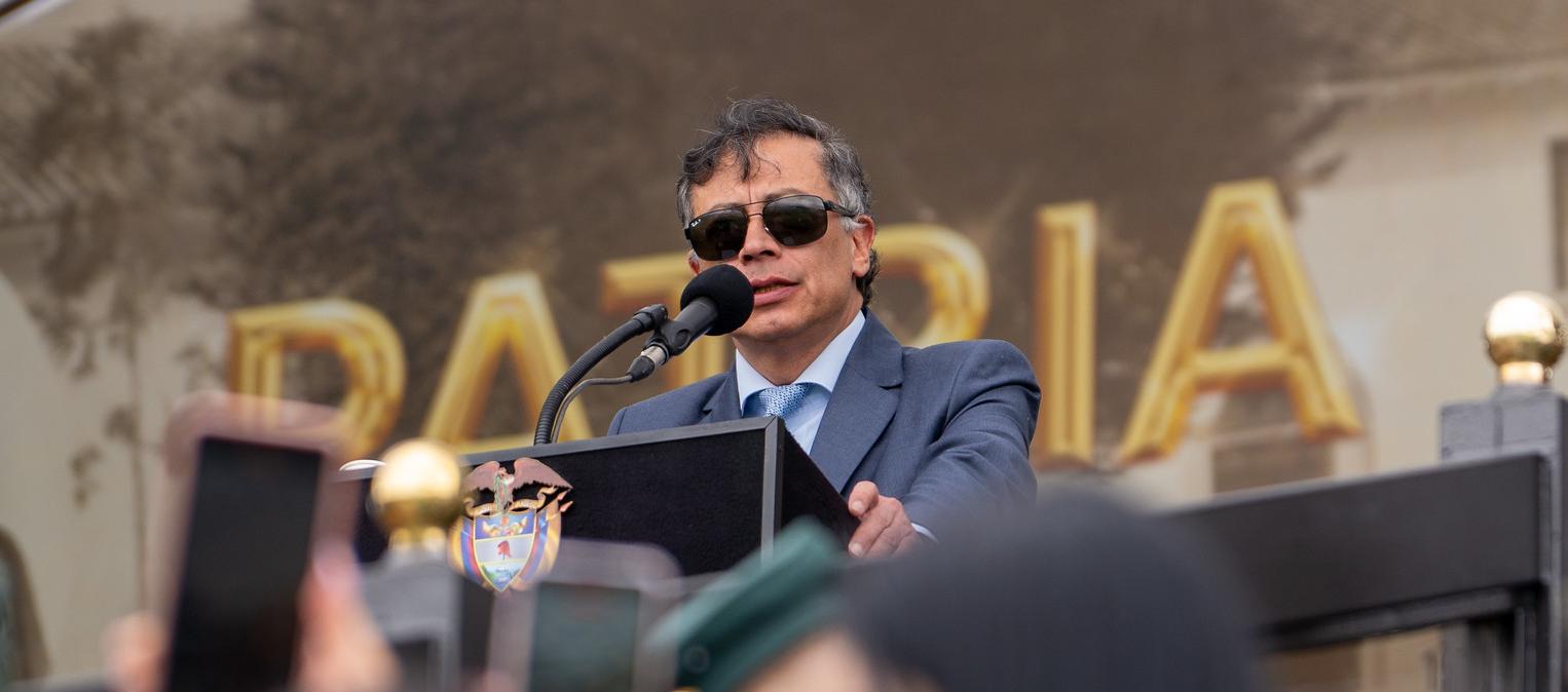 Inédita orden de suspensión provisional contra Gustavo Petro genera fuerte controversia política y jurídica